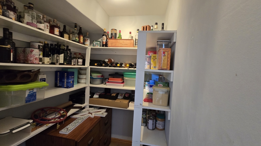 4 Bedroom Property for Sale in Jacobsbaai Western Cape